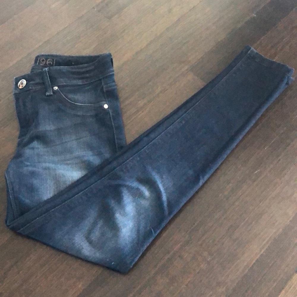 The perfect pair of DL1961 skinny jeans